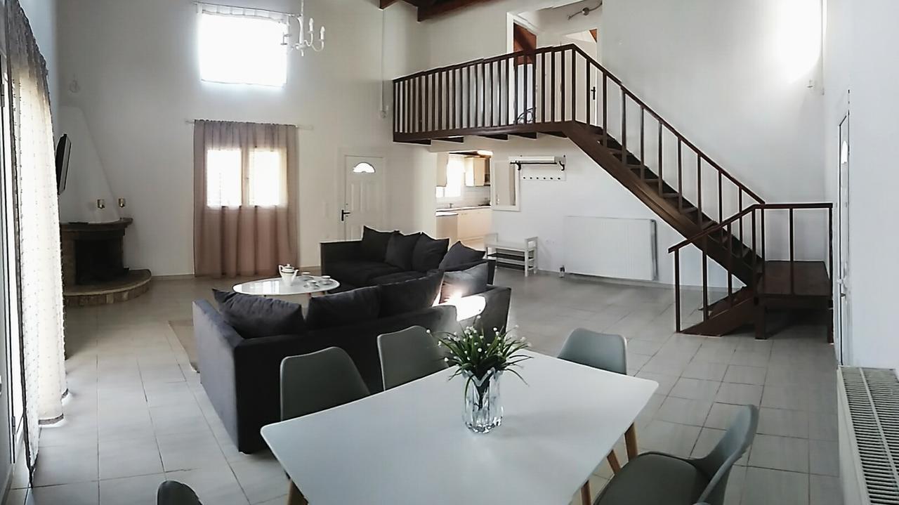 Villa Julia チィリヴィ エクステリア 写真