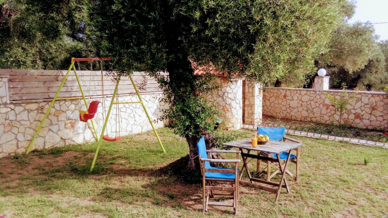 Villa Julia チィリヴィ エクステリア 写真